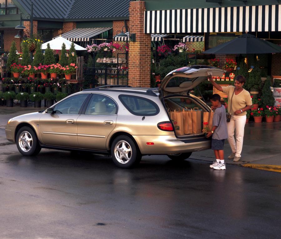  Ford Taurus Wagon 2000 года  (фото 34 из 38)